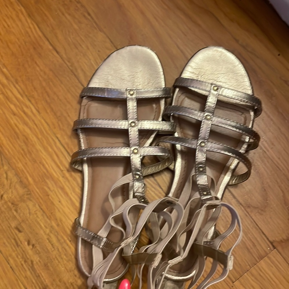 Joe boxer gold gladiator sandals